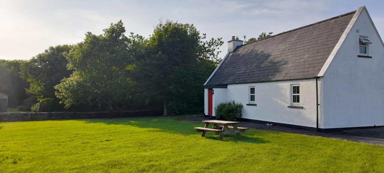 Louisburgh Cottages מראה חיצוני תמונה