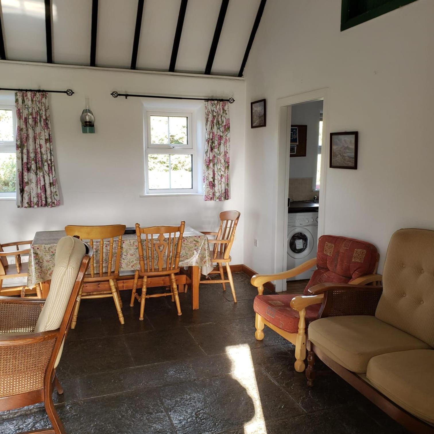 Louisburgh Cottages מראה חיצוני תמונה